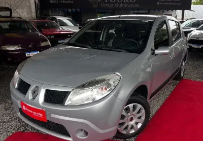 Sandero privilège 1.6  bem cuidado