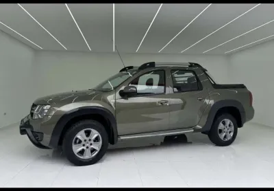 Renault oroch 2.0 16v flex dynamique 4p automático