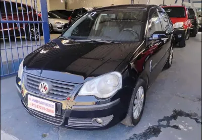 Volkswagen polo sedan 1.6 2010