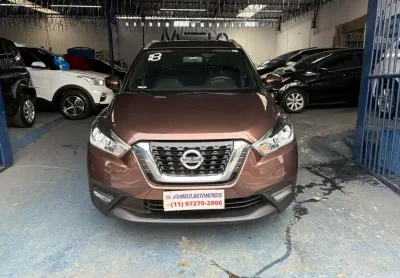 Nissan kicks sv cvt 2018