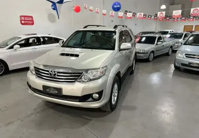 Toyota hilux sw4 srv 4x4 2015