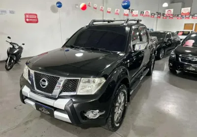Nissan frontier sl 4x4 2013