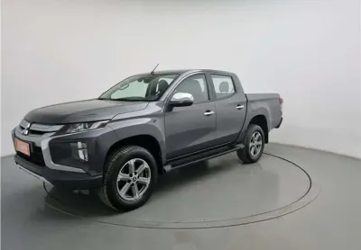 Mitsubishi l200 triton 2022 2.4 16v turbo diesel sport hpe cd 4p 4x4 automático