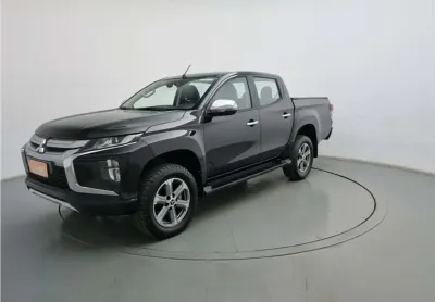 Mitsubishi l200 triton 2022 2.4 16v turbo diesel sport hpe cd 4p 4x4 automático