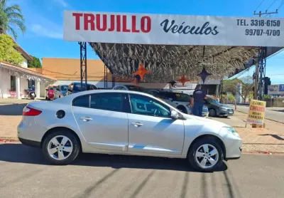 Renault fluence 2.0 dynamique 16v flex 4p manual