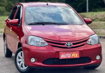 Toyota etios hb x 2016