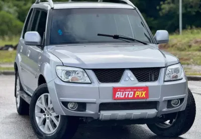 Mitsubishi pajero tr4 flex hp 2010