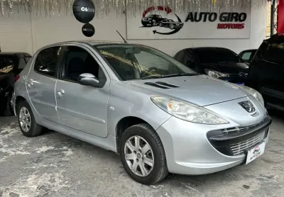 Peugeot 207 1.4 apenas 125.000km 