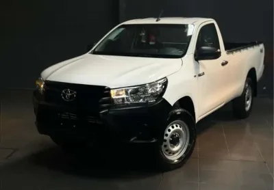 Toyota hilux 2025 2.8 d-4d turbo diesel cs 4x4 manual