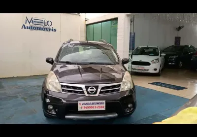 NISSAN LIVINA 1.8 SL automática