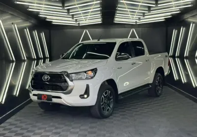 Toyota hilux 2022 2.8 d-4d turbo diesel cd srv 4x4 automático