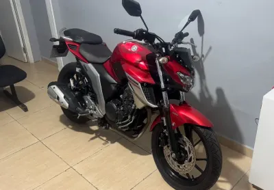 Yamaha fz25 fazer 250 ( abs ) 