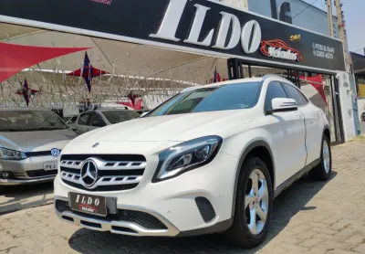 Mercedes benz gla 200 advance 1.6