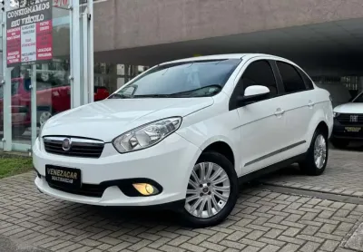 Fiat siena essence 1.6 2014