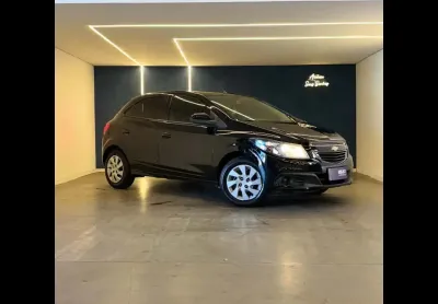 Chevrolet onix hatch lt 1.4 8v flexpower 5p mec.