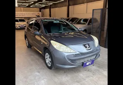 Peugeot 207 xr 1.4 flex 8v 5p
