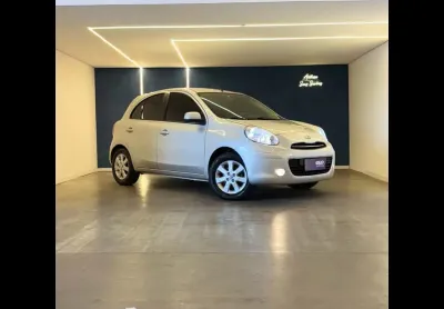 Nissan march sv 1.6 16v flex fuel