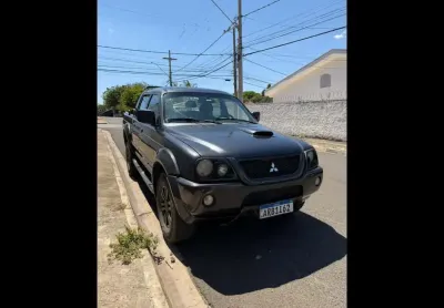 Mitsubishi l200 outdoor outdoor hpe 2.5 4x4 cd t.dies. aut.