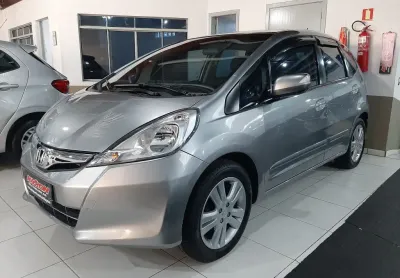 Honda fit ex 1.5 automático cvt flex ano 2014 ipva 2025 pago completo 