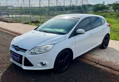 Focus hatch