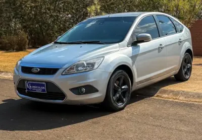 Focus hatch