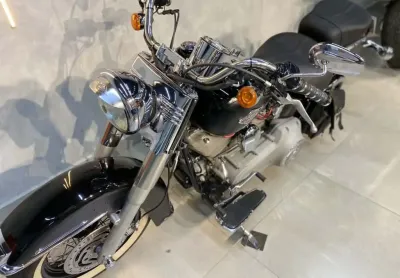 Harley davidson softail heritage custom 1600