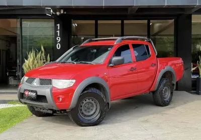 Mitsubishi L200 savana 2013 3.2 4x4 16v turbo intercooler diesel 4p manual