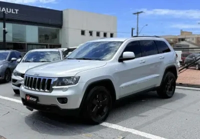 Jeep Grand cherokee 2011 3.6 laredo 4x4 v6 24v gasolina 4p automático