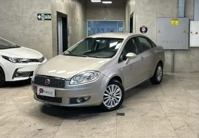 Fiat linea 2013 1.8 essence 16v flex 4p automatizado