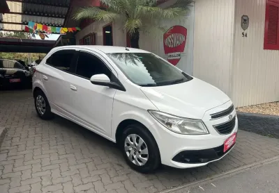 Chevrolet onix lt 1.0