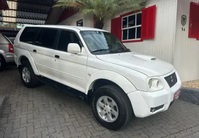 Mitsubithi pajero sport