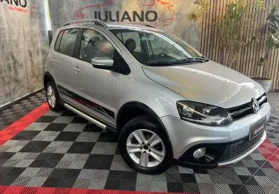 Vw - volkswagen crossfox 1.6 mi total flex 8v 5p 2011 flex