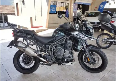 Tiger triumph 1200 xca 2019 zerada só 30 mil km ipva 2026 grátis!!!