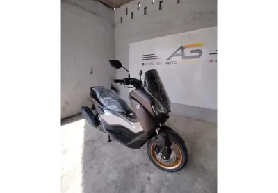 Yamaha nmax connected 160 abs 2025