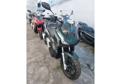 Honda adv 150 2024