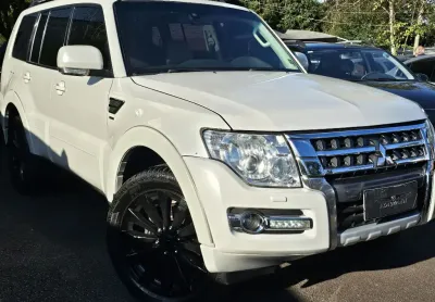Pajero full 4x4 
