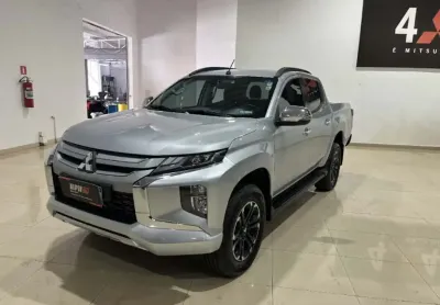 Mitsubishi l200 triton 2.4 16v turbo diesel sport hpe cd 4p 4x4 automático