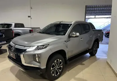 Mitsubishi l200 triton 2.4 16v turbo diesel sport hpe-s cd 4p 4x4 automático