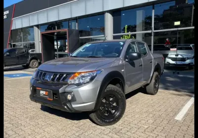 Mitsubishi l200 triton 2.4 16v turbo diesel outdoor gls cd 4x4 automático