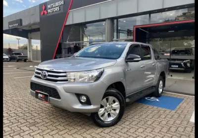 Toyota hilux 2.8 sr 4x4 cd 16v diesel 4p automático