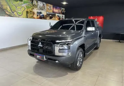 Mitsubishi TRITON 2.4 BITURBO DIESEL CD HPE-S 4X4 AUTOMÁTICO