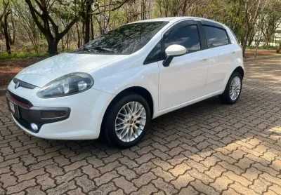 Fiat punto 1.6 essence 16v flex 4p manual