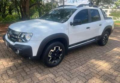 Renault oroch 1.3 tce flex outsider x-tronic