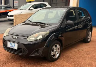 Fiesta class 1.0 8v flex completo