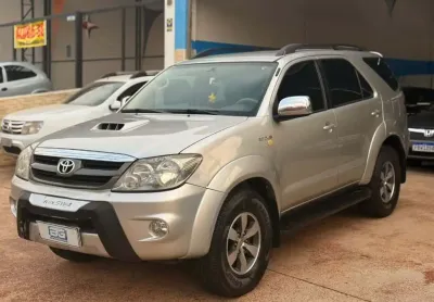 Hilux sw4 srv d4-d 4x4 3.0 tdi dies. aut