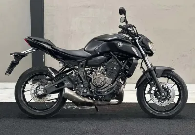 Yamaha mt07 abs 2021