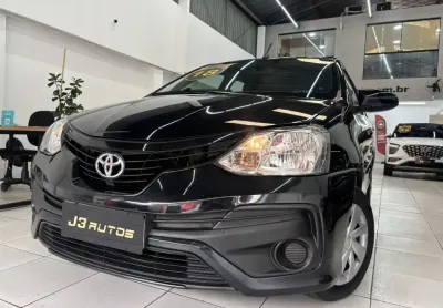 Toyota etios 1.5 xs sedan 16v flex 4p automático