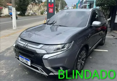 Mitsubishi outlander 3.0 mivec v6 hpe-s awd - 2018/2019