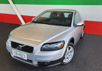 Volvo c30 2.0. baixa km.  lindo carro!