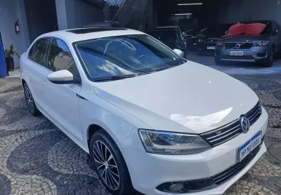 Volkswagen jetta 2014 2.0 tsi highline 211cv gasolina 4p tiptronic